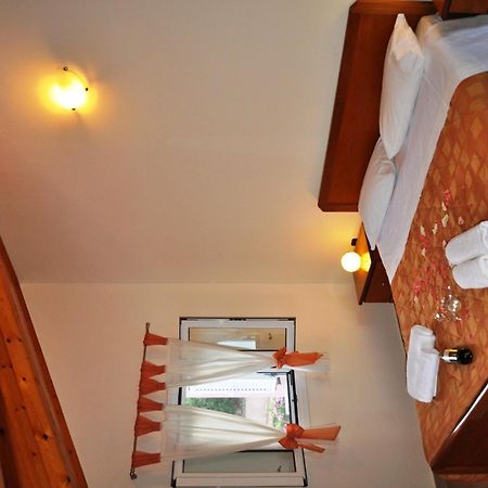 Mari-Christi Apartments Pórosz Szoba fotó