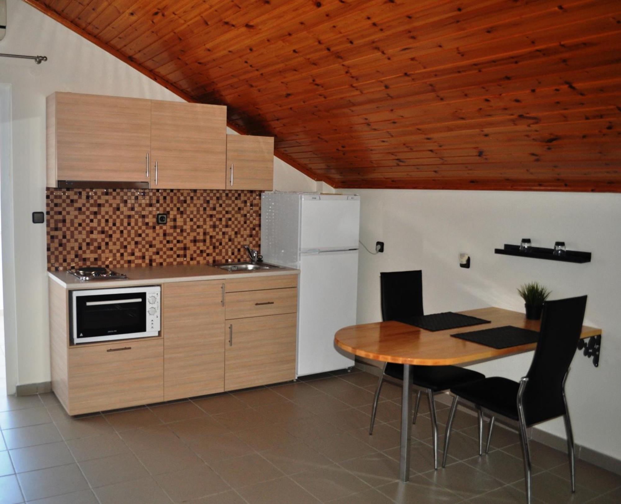 Mari-Christi Apartments Pórosz Kültér fotó